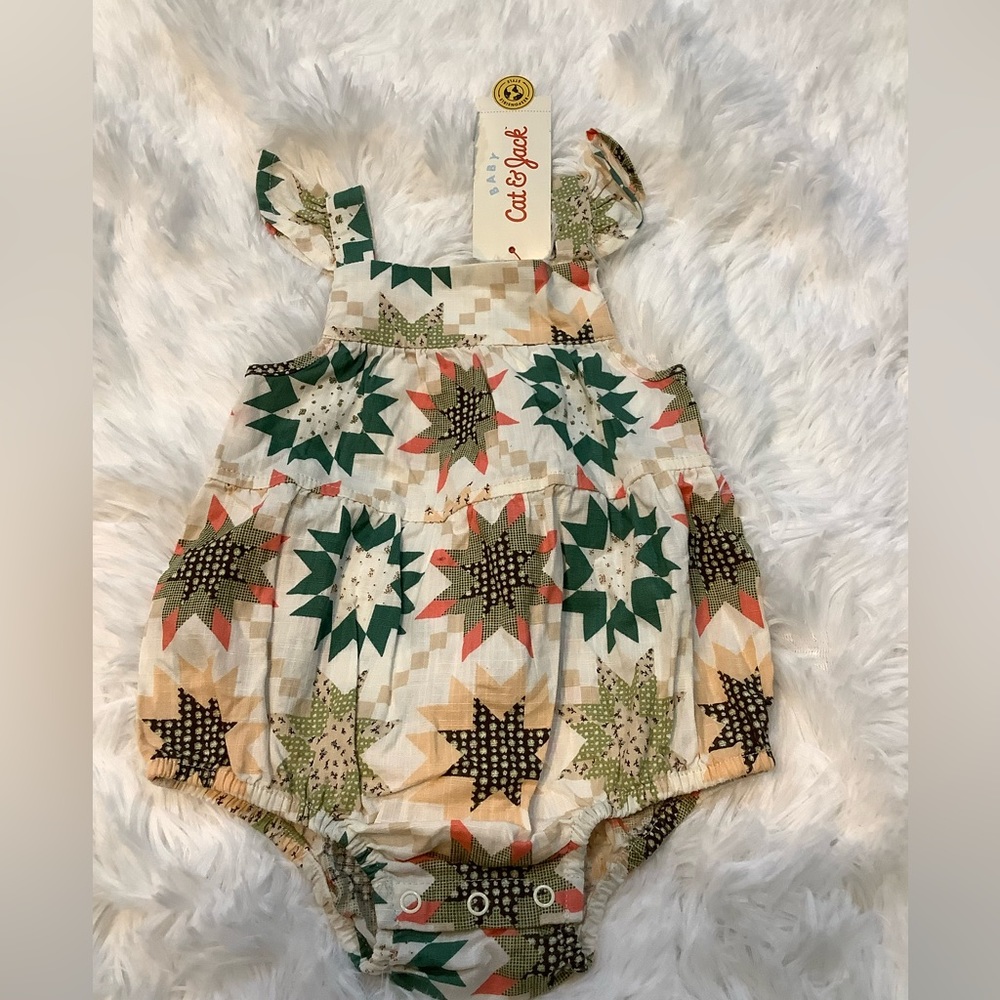 Cat & Jack Green & Tan Baby Girl’s 0-3 Months Romper